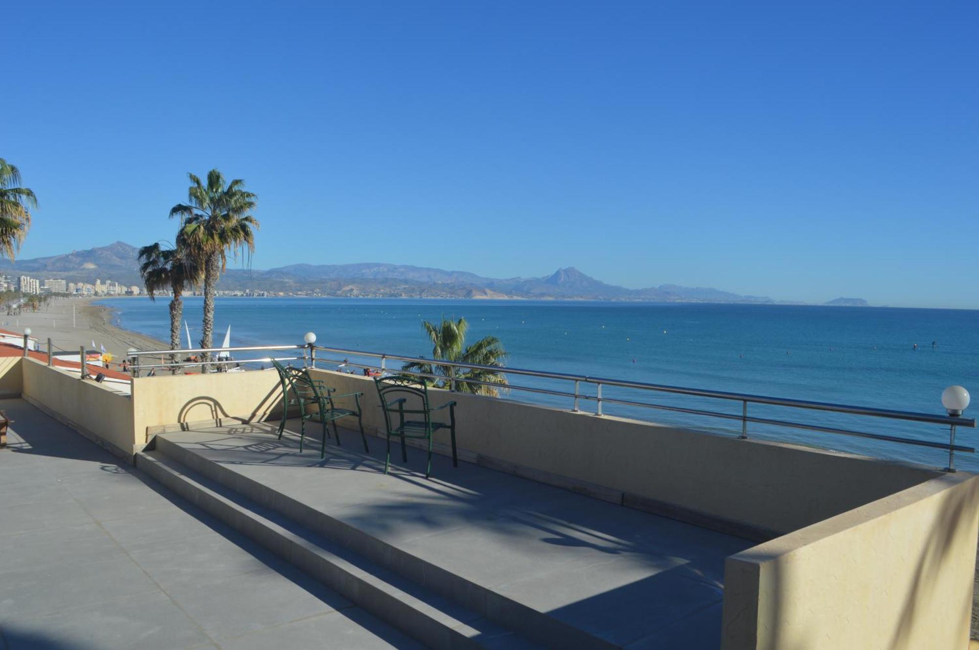 Espectacular Apartamento A Pie De Playa En Chalet Roquetes Alicante Esterno foto