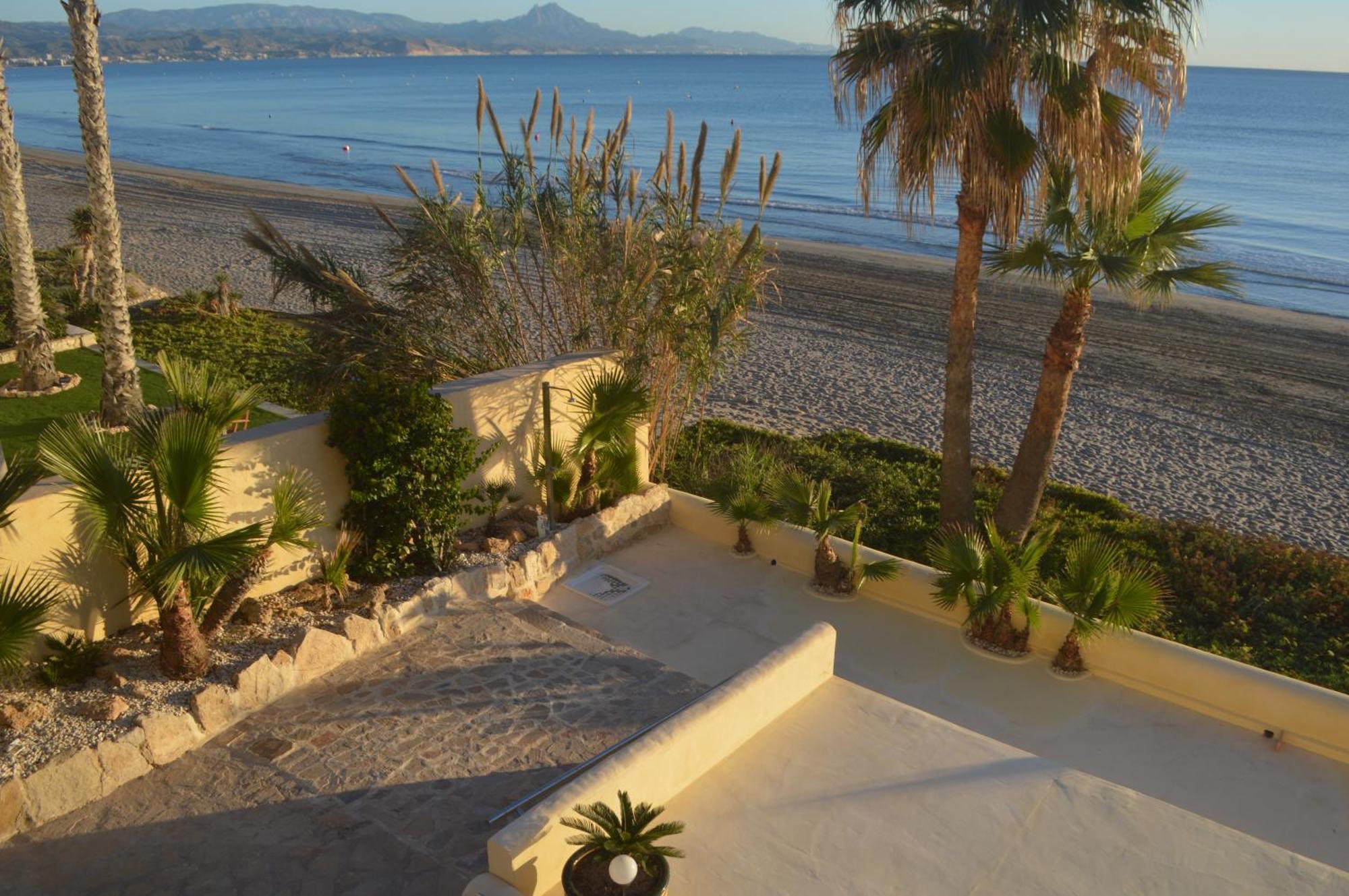 Espectacular Apartamento A Pie De Playa En Chalet Roquetes Alicante Esterno foto