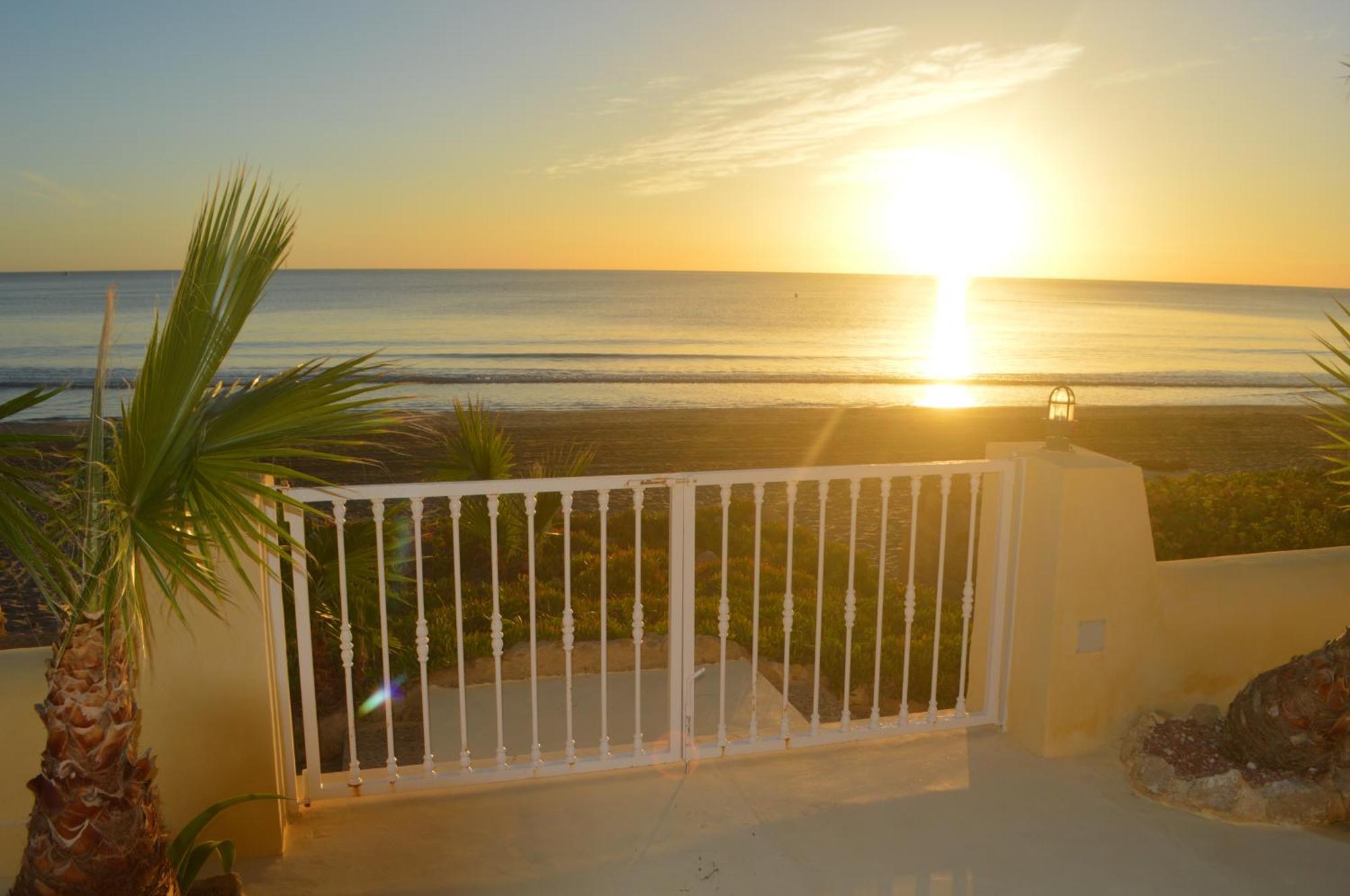 Espectacular Apartamento A Pie De Playa En Chalet Roquetes Alicante Esterno foto