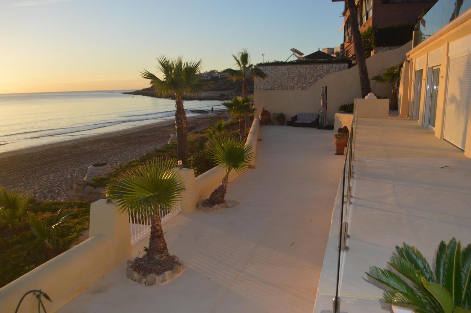 Espectacular Apartamento A Pie De Playa En Chalet Roquetes Alicante Esterno foto